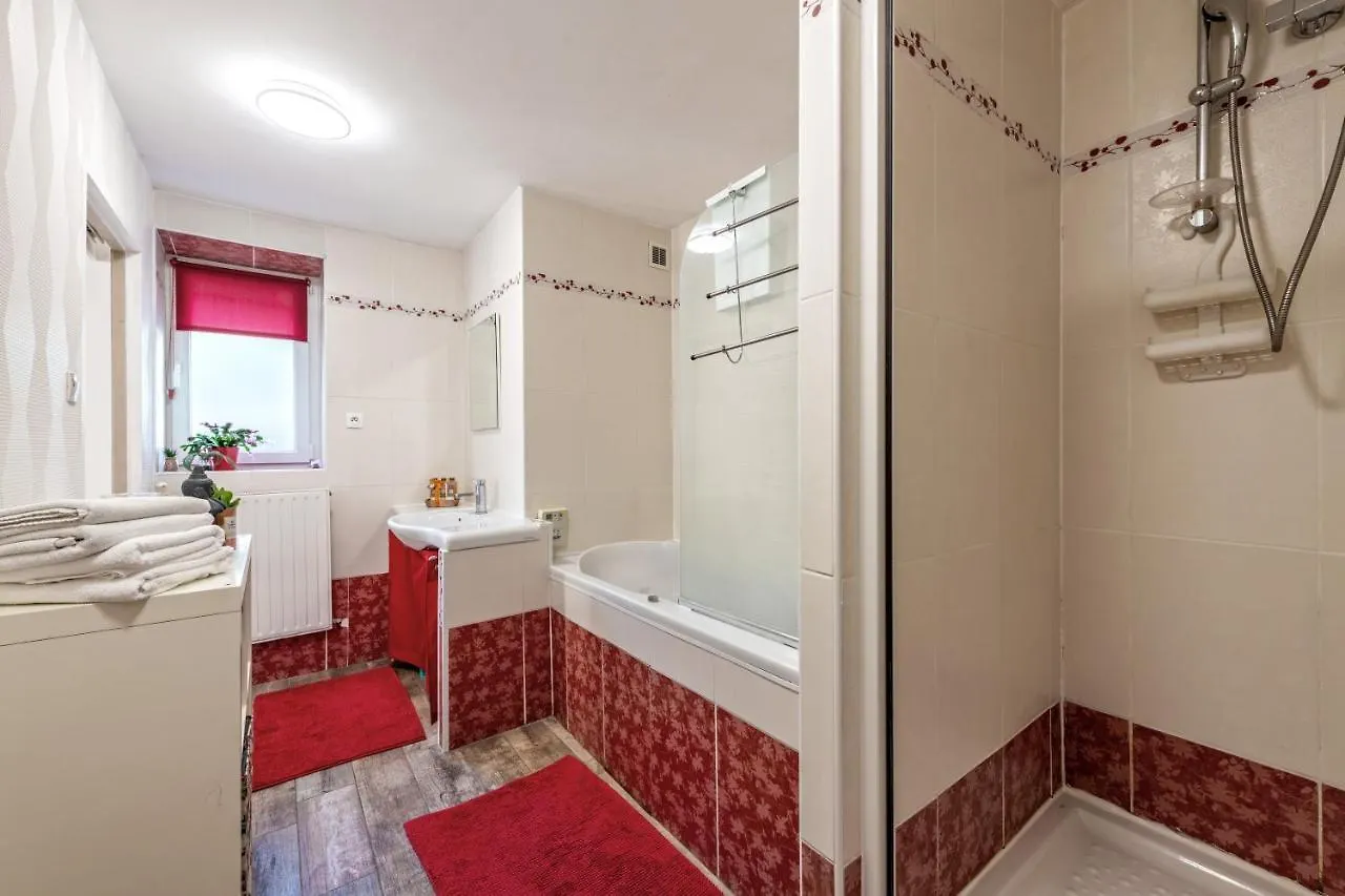 Ty Kap - Maison 4 Chambres Vue Mer Plougastel-Daoulas 0*,  France